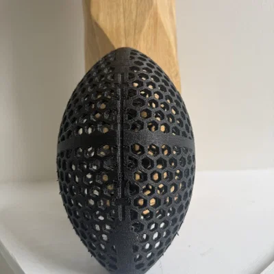 Mô hình quả bóng bầu dục Airless Football in 3D độc đáo
