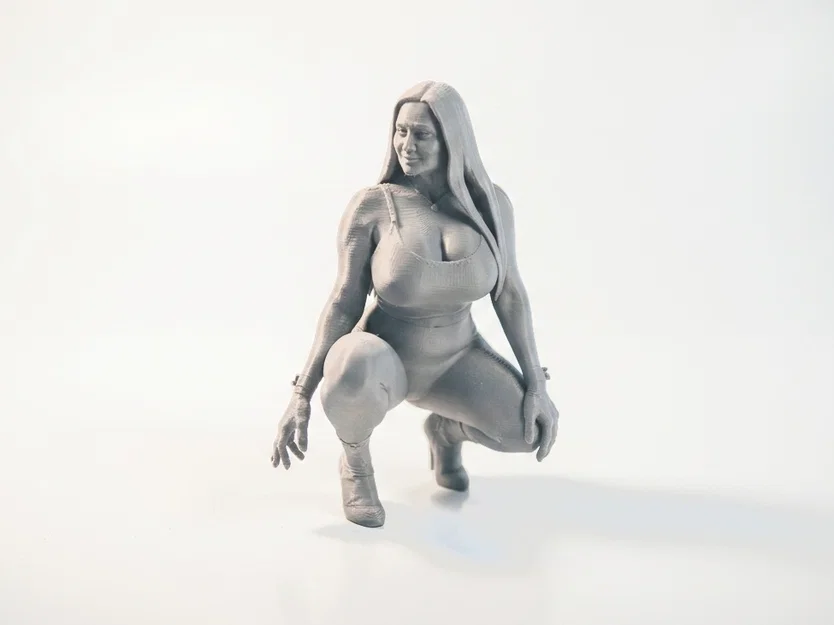 Mô hình tượng nữ tư thế Squat in 3D đầy nghệ thuật - Image 1