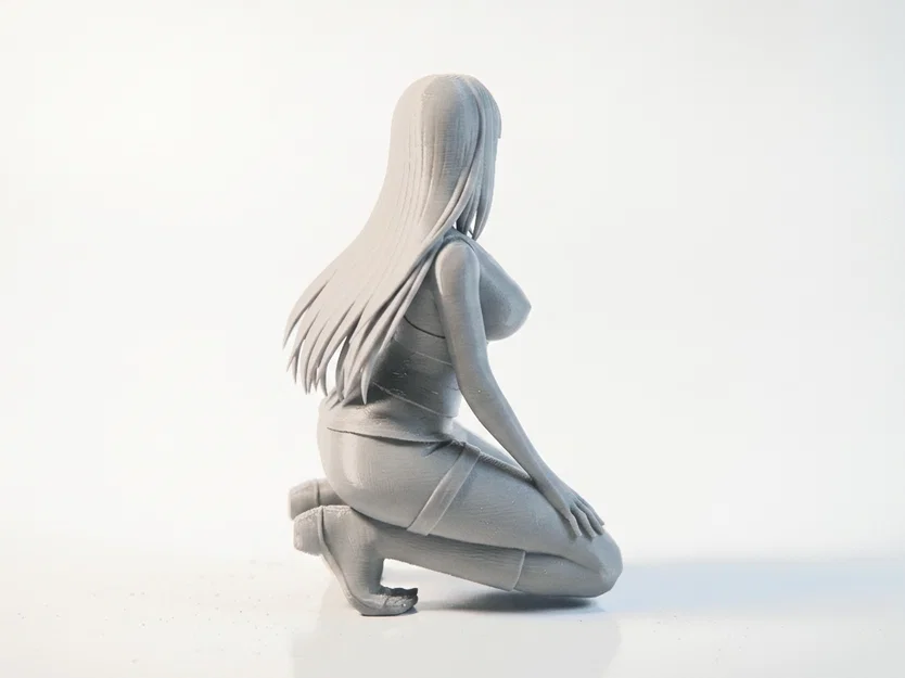 Mô hình tượng nữ nhân ngồi 3D in được (Busty Squatting Lady Figurine) - Image 3
