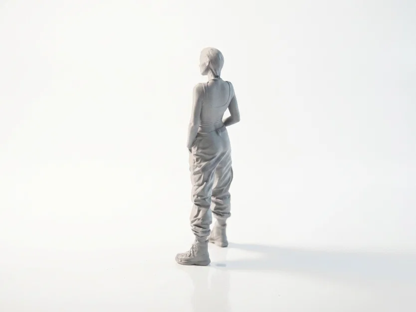 Mô hình nhân vật nữ mặc quần Cargo phong cách Streetwear (STL in 3D) - Image 4