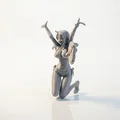 Mô hình 3D tượng nữ giới ăn mừng chiến thắng - Thumbnail 1