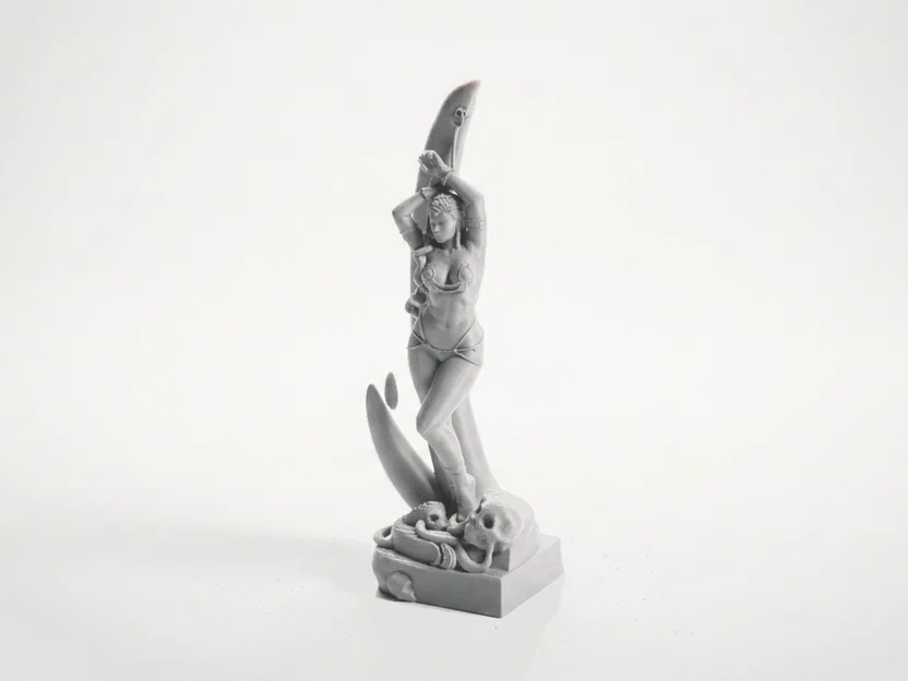 Mô hình Nữ chiến binh xiềng xích Fantasy 3D - File in 3D ấn tượng - Image 1