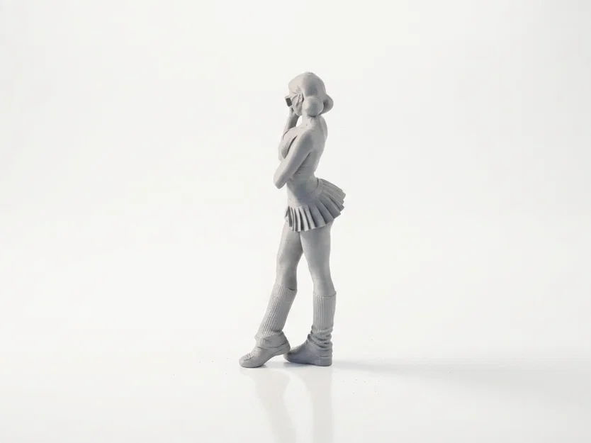 Mô hình Cheerleader đeo kính in 3D đầy cá tính - Image 4