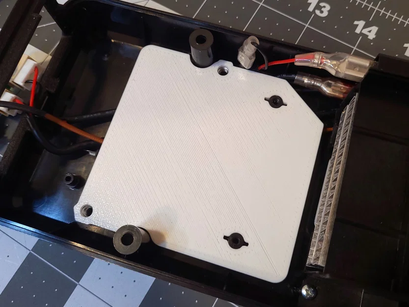 Bản remix Polymaker Polydryer blower quiet mod - Sử dụng ốc M4 - Image 2