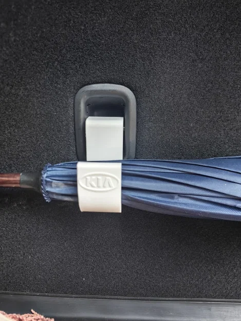 Giá treo ô dù thông minh gắn cốp xe KIA - Phụ kiện 3D hữu ích - Image 1