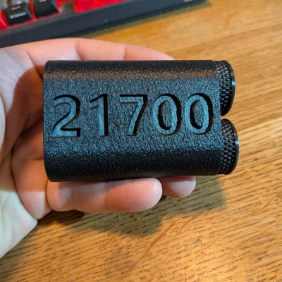 Hộp Đựng Pin 21700
