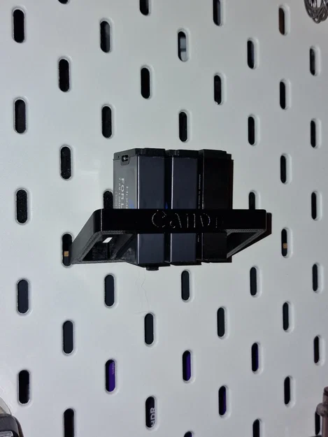 Giá treo pin Canon LP-E12 cho bảng IKEA Skadis in 3D - Image 2