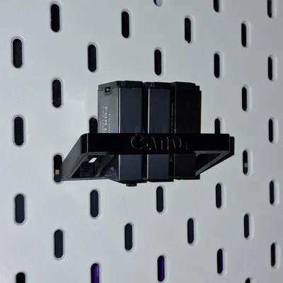 Giá treo pin Canon LP-E12 cho bảng IKEA Skadis in 3D