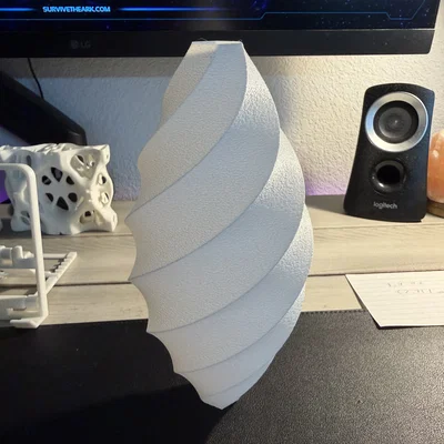 Bình Hoa Nghệ Thuật Xoắn (Twisting Art Vase) - Mẫu In 3D Độc Đáo