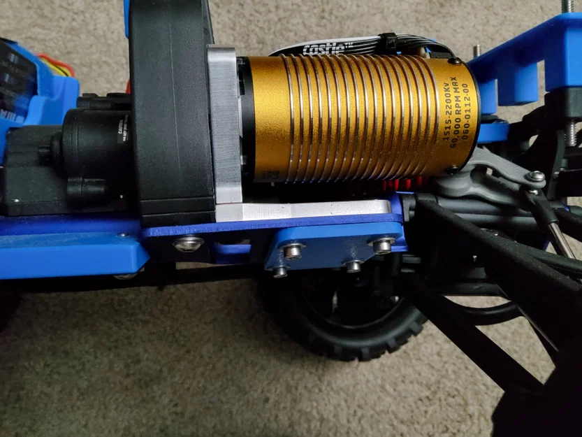 Miếng đệm đế gắn motor cho Traxxas Revo 3.3 Conversion - Image 1