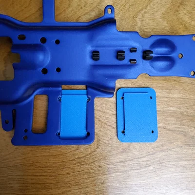 Miếng đệm đế gắn motor cho Traxxas Revo 3.3 Conversion