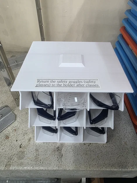 Kệ Đựng Kính Bảo Hộ 3D: Giải Pháp Sắp Xếp Gọn Gàng Tiện Dụng - Image 1