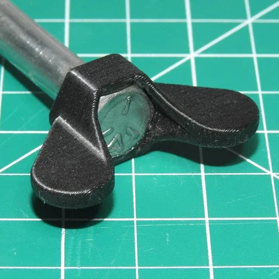Đai ốc tai hồng tham số (Parametric Wingnut)