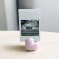 Giá đỡ ảnh hình trái tim đan len (Knitted Heart photo stand) siêu xinh - Thumbnail 1