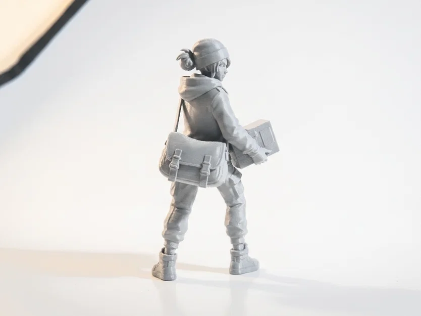 Mô hình 3D cô gái giao hàng - Nhân vật nữ có thể in 3D - Image 2