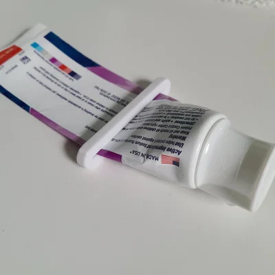 Dụng Cụ Ép Tuýp Kem Đánh Răng Đơn Giản - In Cực Nhanh