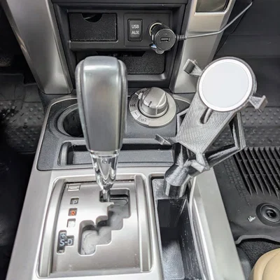 Giá đỡ điện thoại MagSafe hai cánh tay cho Toyota 4Runner đời thứ 5