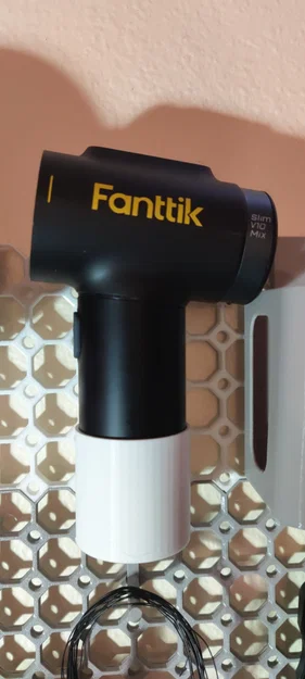 Giá treo máy hút bụi Fanttik Slim V10 Mix cho hệ thống Multiboard - Image 1