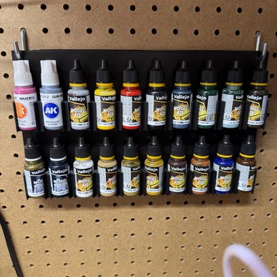 Giá treo sơn Airbrush 18ml tiện lợi cho bảng Pegboard