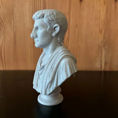 Tượng bán thân Caligula (Caius Julius Caesar Augustus Germanicus)