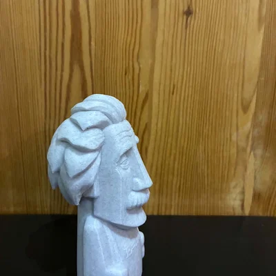 Moai Einstein - Sự kết hợp độc đáo giữa trí tuệ và nghệ thuật