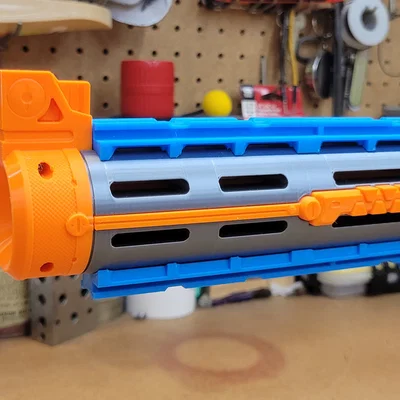 Ống phóng Nerf N-Strike lấy cảm hứng từ Recon/Retaliator