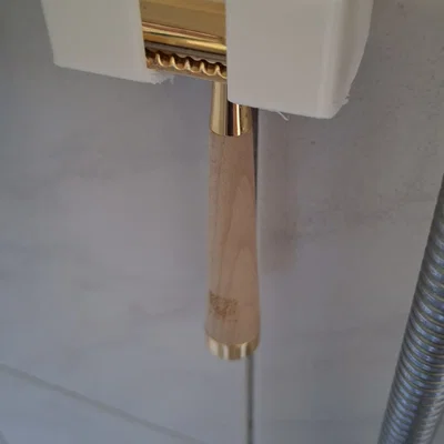 Giá đỡ dao cạo râu WLDOHO gắn tường tiện lợi