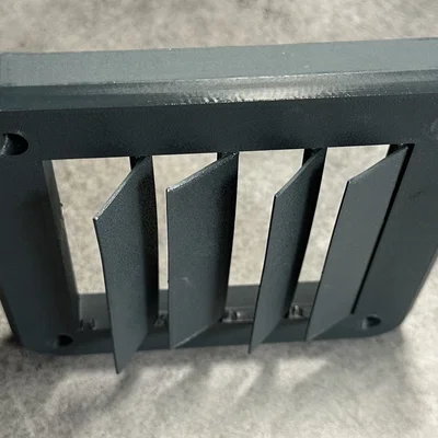 Lưới Thông Gió Lá Lật 150mm x 150mm - Giải Pháp Thông Khí In 3D
