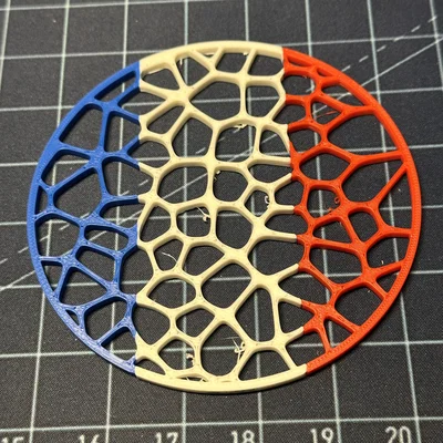 Đế lót ly phong cách Voronoi Tricolore (hỗ trợ AMS)