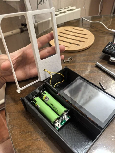 Cyberdeck Raspberry Pi 4 với màn hình 4,3 inch - Image 5
