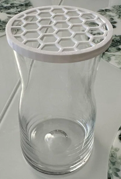 Nắp cài hoa 3D (Flower Frog Lid) giúp cố định hoa cắm bình dễ dàng - Image 1