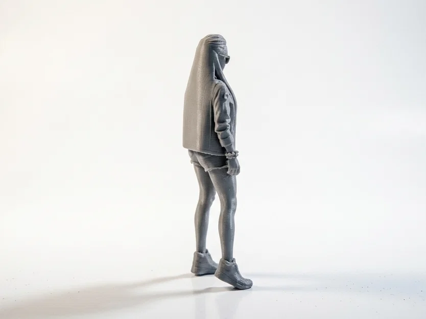 Mô Hình Figurine Cool Goth Girl - Mẫu In 3D Độc Đáo - Image 3