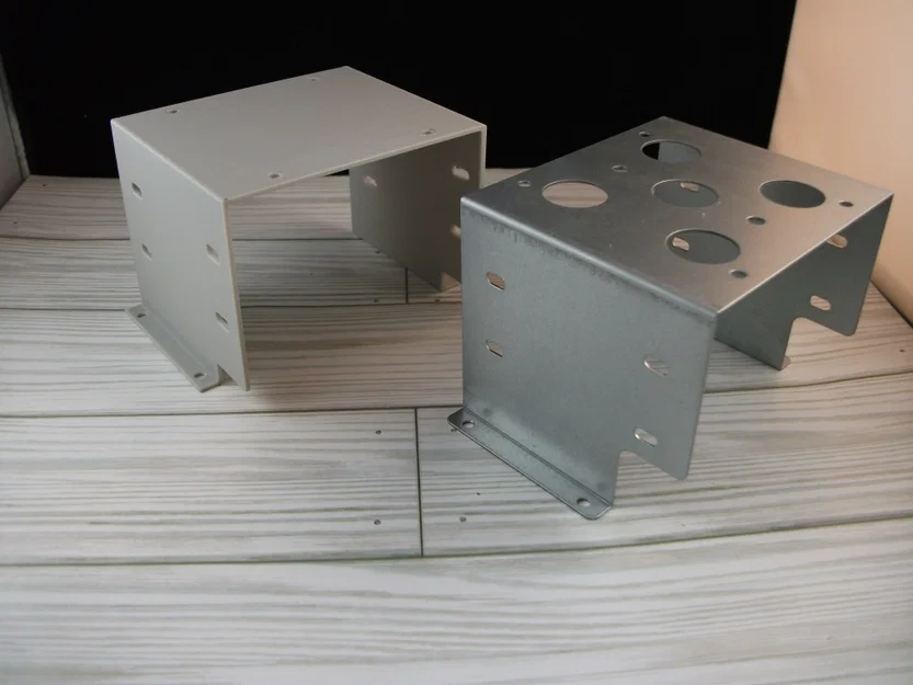 Khay ổ cứng (HDD Cages) cho Rosewill RSV-Z2600U 2U - Image 1