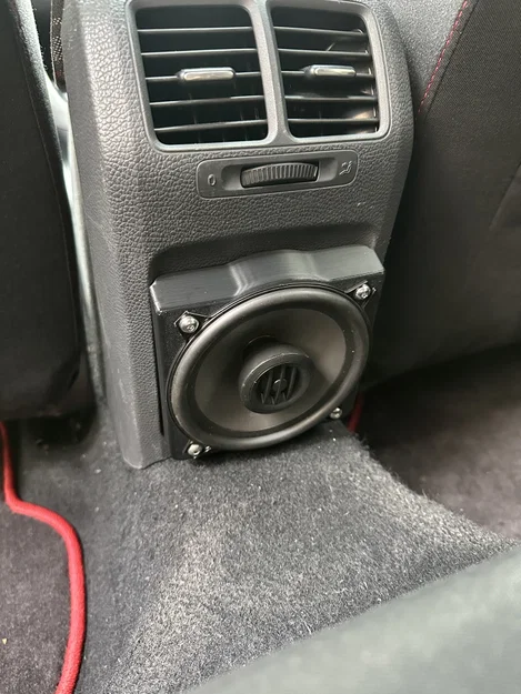 Ngàm gắn loa 5.25 inch cho bảng điều khiển sau VW Golf MK6/MK6.5 - Image 1