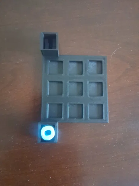 Bộ trò chơi cờ ca-rô (Travel Tic Tac Toe) in 3D siêu nhỏ gọn - Image 5
