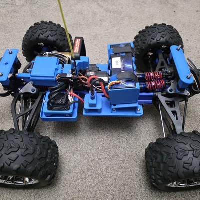 Khay gắn ESC cho Traxxas Revo 3.3 độ 4S (Model 260111a)