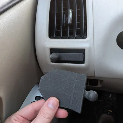 Giá đỡ điện thoại đầu bi gắn khe thẻ xe Toyota Prius