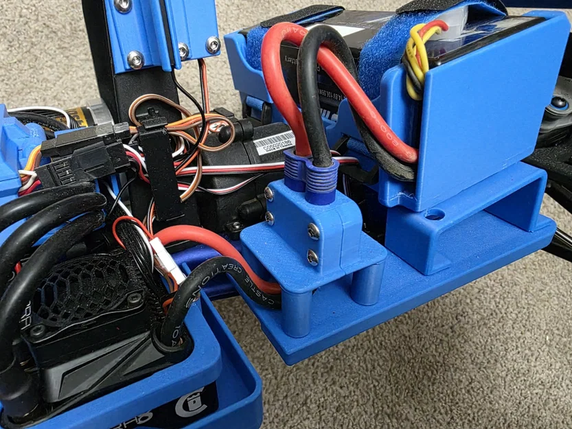 Giá đỡ đầu nối EC5 cho Traxxas Revo 3.3 - Image 1