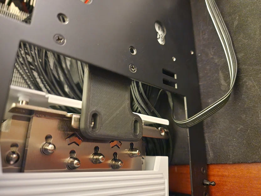 Giá đỡ GPU cho Ncase M1 - Image 1