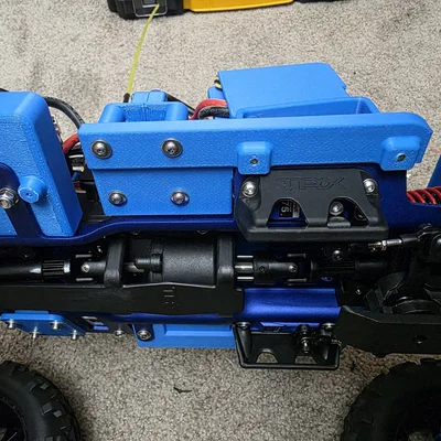 Bệ để chân (Floor Tray) bên phụ cho bản độ Traxxas Revo 3.3
