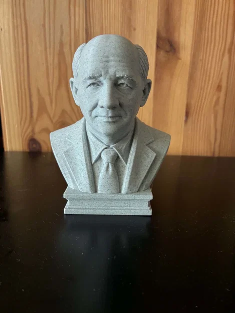 Bức tượng bán thân Mikhail Sergeyevich Gorbachev - Image 2