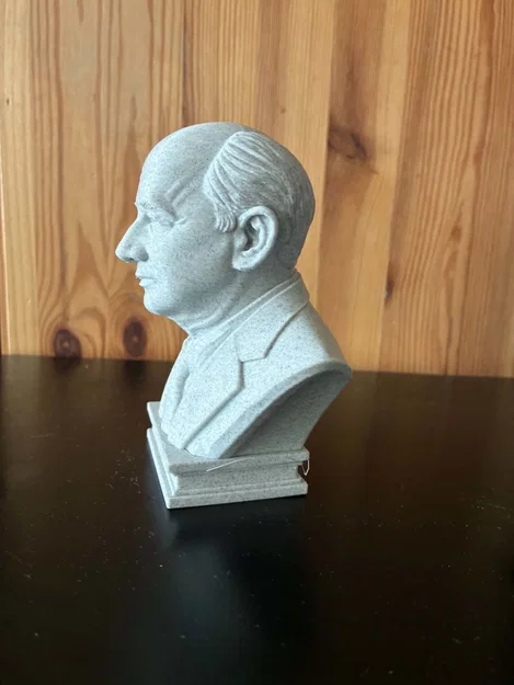 Bức tượng bán thân Mikhail Sergeyevich Gorbachev - Image 5