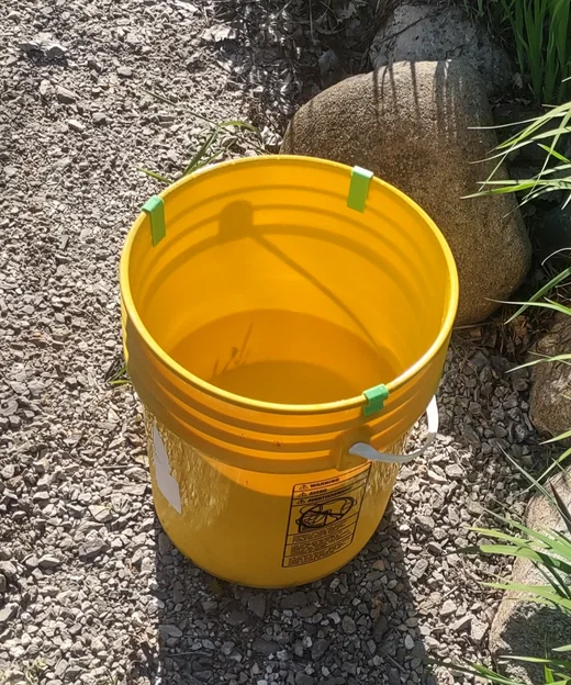 JV - Kẹp tách thùng 5 gallon - Image 1