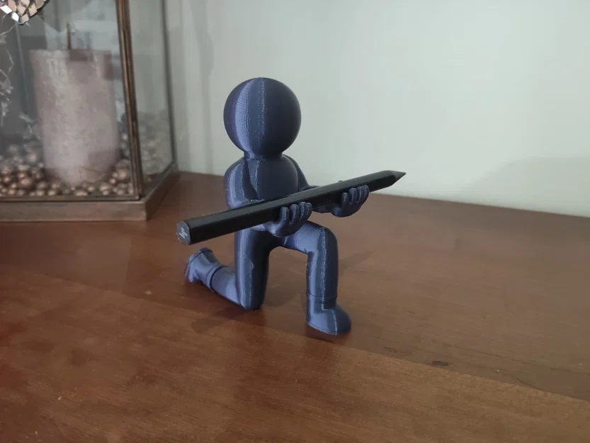 Pen pal - Người giữ bút tí hon - Image 1