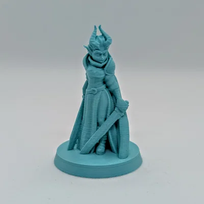 Mô hình nữ chiến binh Tiefling cho in FDM (không cần support)