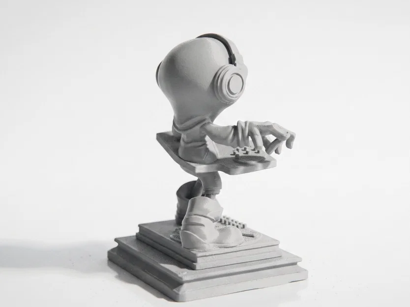 Mô hình 3D Alien DJ - Fantasy Sci-Fi độc đáo - Image 3