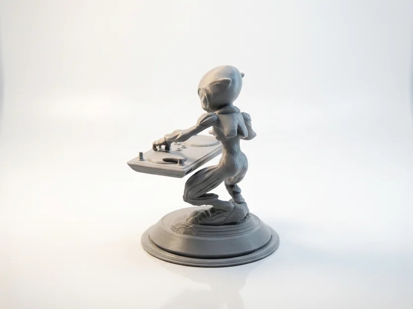 Mô hình 3D Alien DJ - Tượng Khoa học Viễn tưởng cực chất - Image 4
