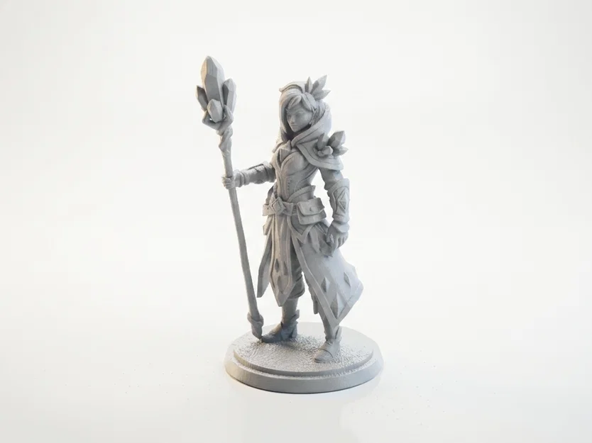 Mô hình 3D Crystal Queen - Tượng Nữ hoàng Pha lê phong cách Fantasy - Image 1