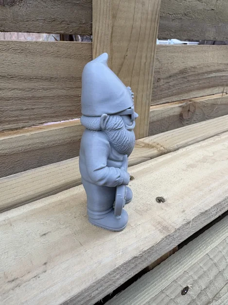 Mô hình chú lùn chơi guitar (Guitar Gnome) - Image 3