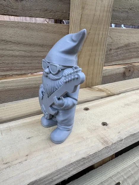 Mô hình chú lùn chơi guitar (Guitar Gnome) - Image 4